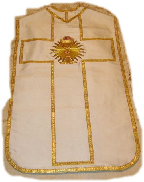 Roman Vestments in pure 100% Silk with Bullion embellishments.